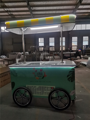 2023 Nuevo tipo de triciclos de carro de helados italianos con máquina de helados triciclo